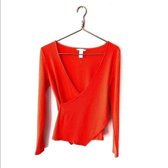 H&M | Red Ribbed Faux Wrap Shirt Small - Picture 1 of 6